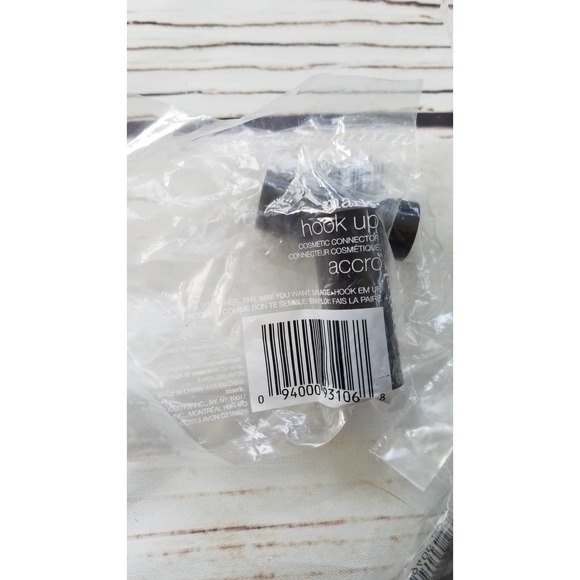 mark. Hook Up Connectors - Picture 2 of 2